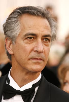 David Strathairn