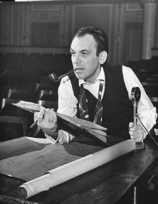 Moss Hart